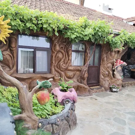 Villa самостоятелна в хаджи марковата в Dryanovo (Gabrovo)
